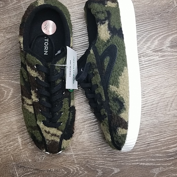 tretorn camo sneakers